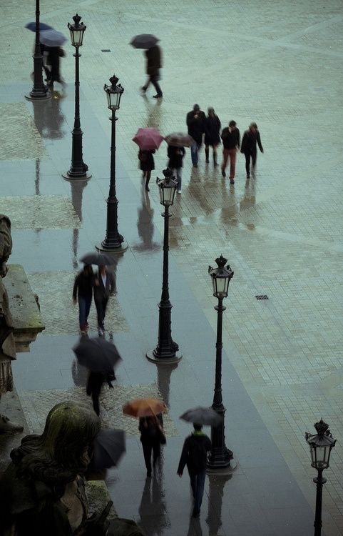 a pluie Paris bluepueblo tumb